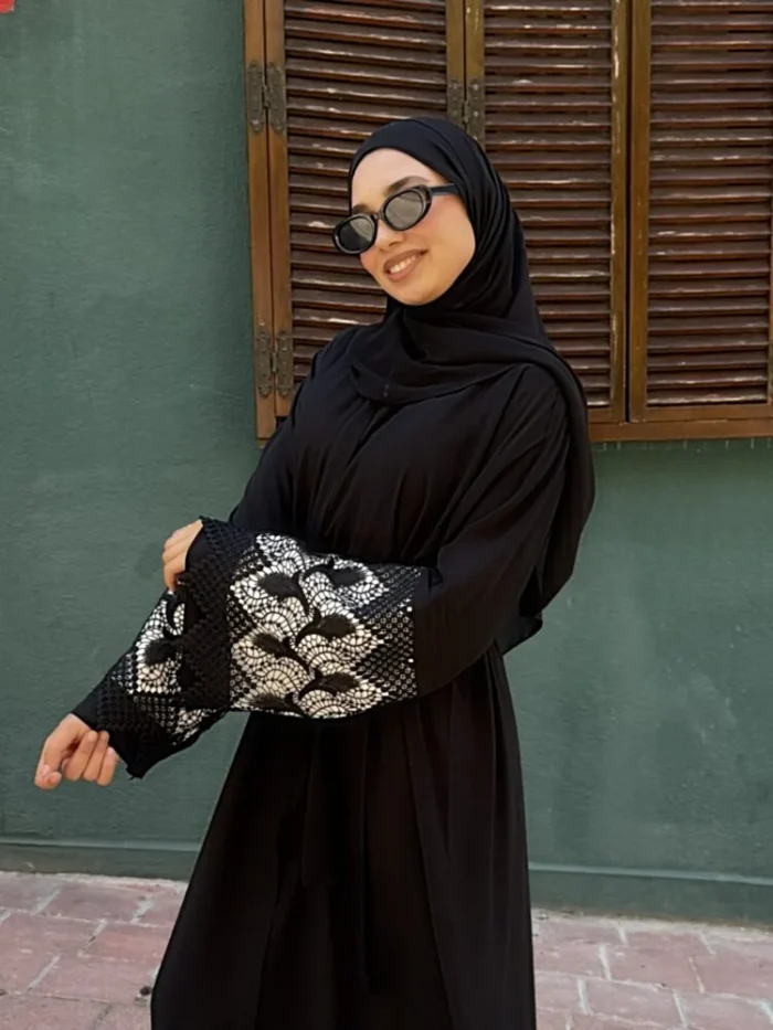 Süreyya Ferace — Beyaz Güpür