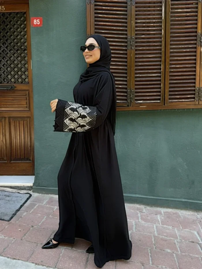 Süreyya Ferace — Beyaz Güpür