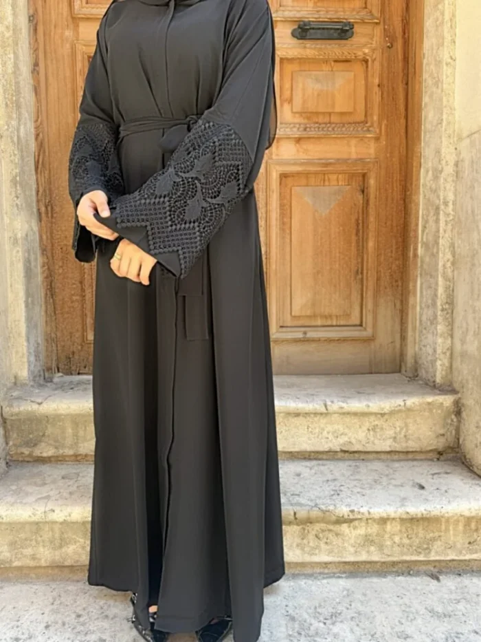 Balık Ferace — Dantel Kol
