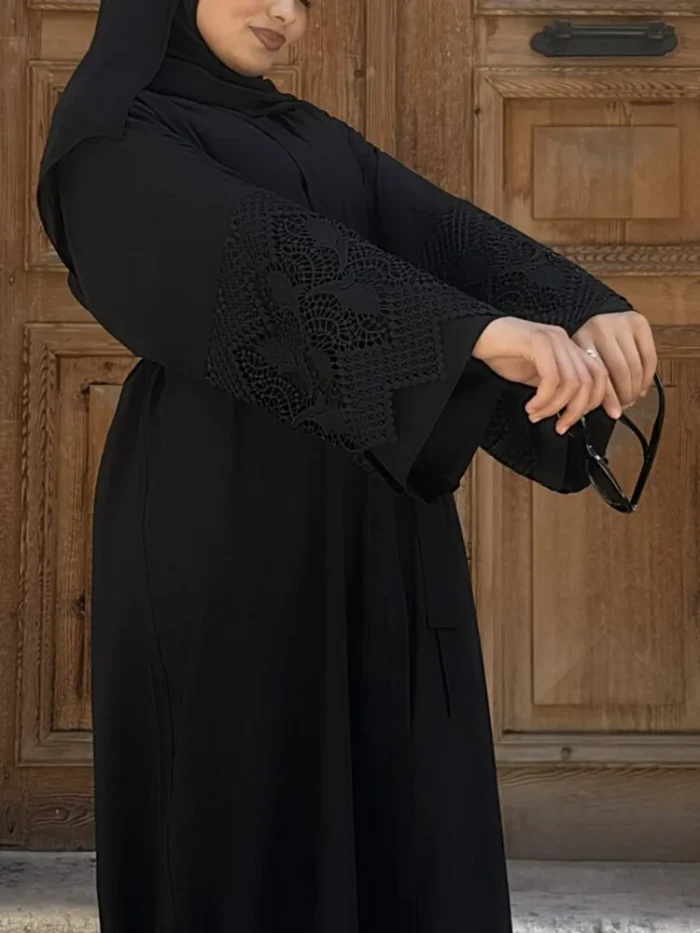 Balık Ferace — Dantel Kol